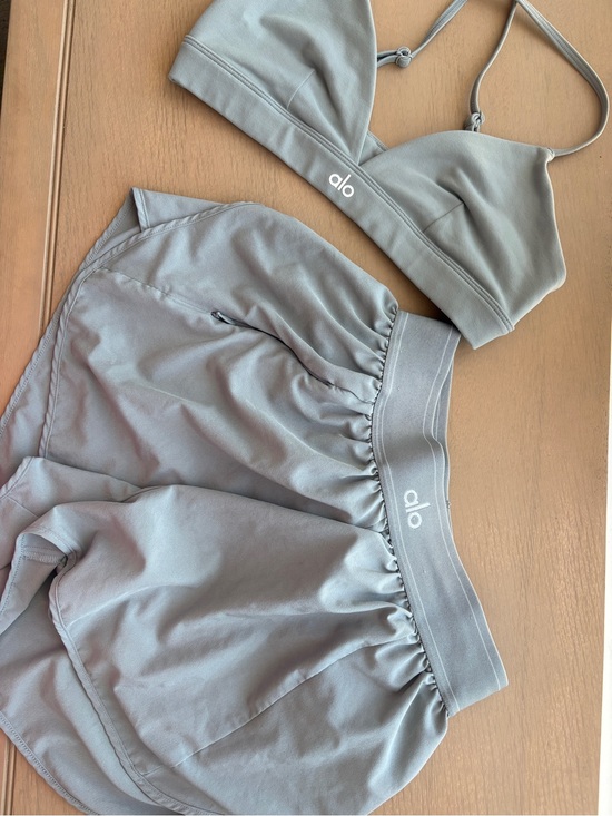 ALO Yoga Pants - Alo Yoga lunar Grey Set Size Small